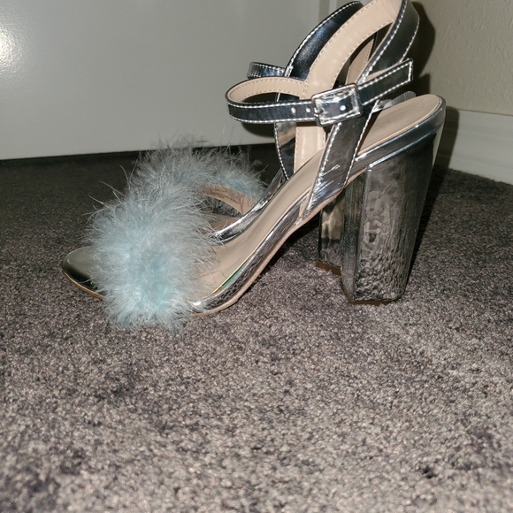 CHARLOTTE RUSSE HEELS - Picture 2 of 3